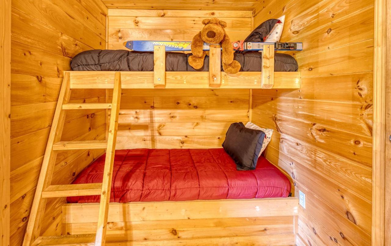 Secluded Sunrise Ridge-10 Min From Blue Ridge, King Beds, Hot Tub, 2 Porches, Fireplace Wood Burning, Mountain View, Cozy Exterior foto